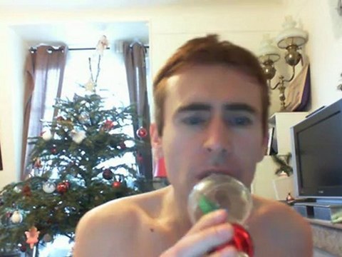 Wiwi égratigne inch'allah de Grand Corps Malade & Reda Taliani