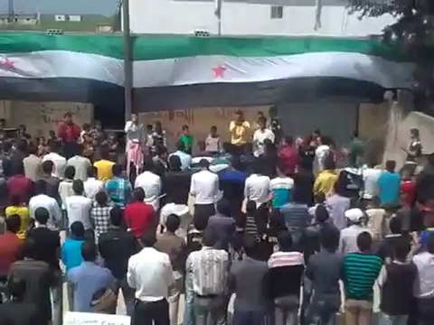 فري برس حماه المحتلة مظاهرة في سهل الغاب قرية الحواش 20 4 2012 Hama