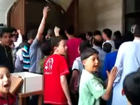 فري برس حماه المحتلة حي النصر سننتصر ويسقط الاسد20 4 2012 Hama