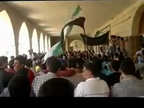 فري برس حماة المحتلةحي الضاهرية جمعة سننتصر و يهزم فرخ البط الأحمق 20 4 2012ج 1 Hama