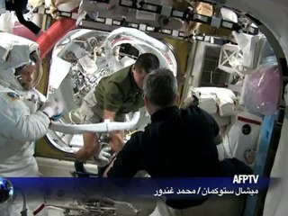 تستعد شركة سبايس اكس لاطلاق مركبتها الفضائية "دراغون"