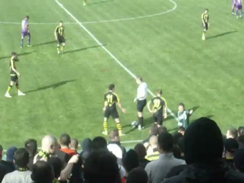 Ботев- Етър, беснееща публика на Ботев