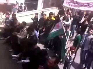 فري برس ريف دمشق يـبرود  مظاهرة الثوار الأبطال 20 04 2012  ج 2 Damascus