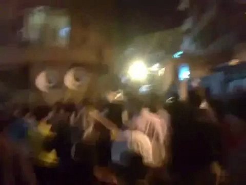 فري برس ريف دمشق ريف دمشق زملكا مظاهر مسائية حاشدة رغم الحصار ويا محلاها الحرية 20 4 2012 ج4 Damascus