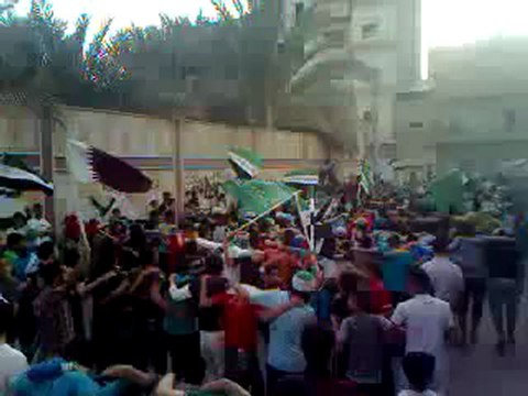 فري برس ديرالزور للتغيرجمعة سننتصر ونهزم الاسد مسائية احرار حي الجبيلة20 4 2012ج1 DeerALzoor