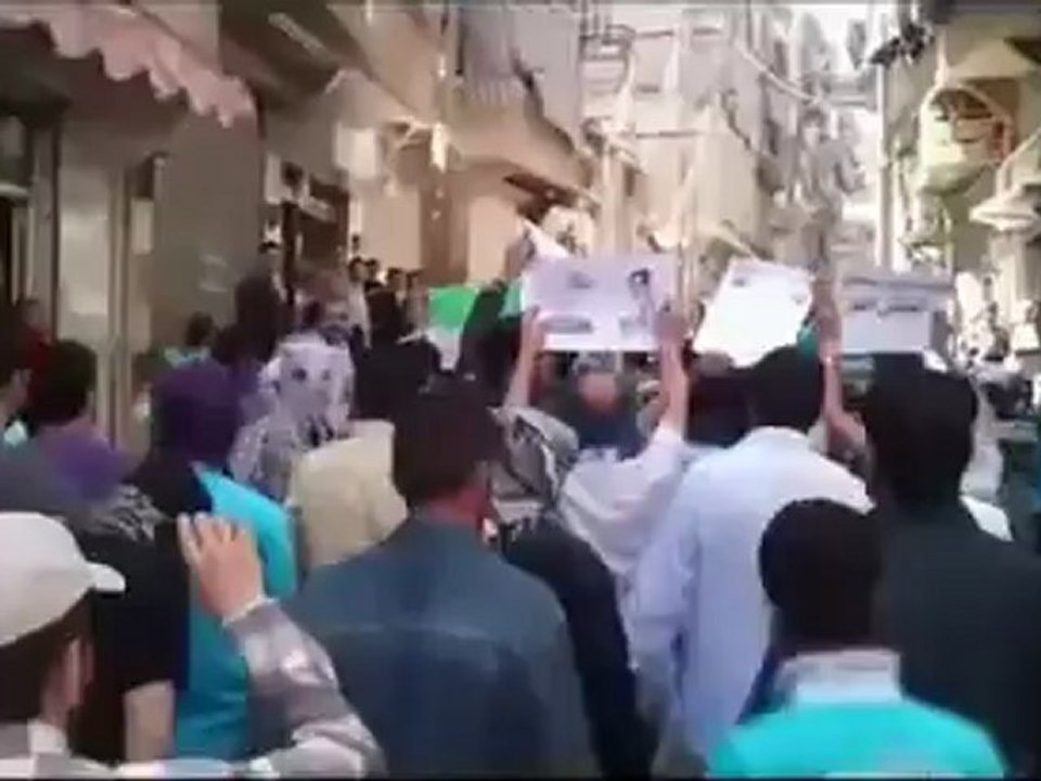 فري برس حلب السكري جامع أويس القرني جمعة سننتصر ويهزم الأسد 20 4 2012 Aleppo