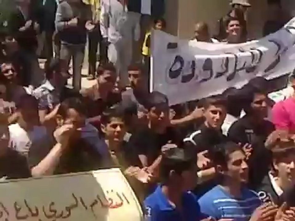 فري برس  ريف دمشق مظاهرة بلدة اليادودة جمعة سننتصر ويهزم الاسد 20 04 2012  ج1 Damascus