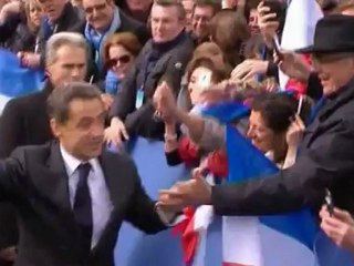 French citizens living abroad cast their ballots