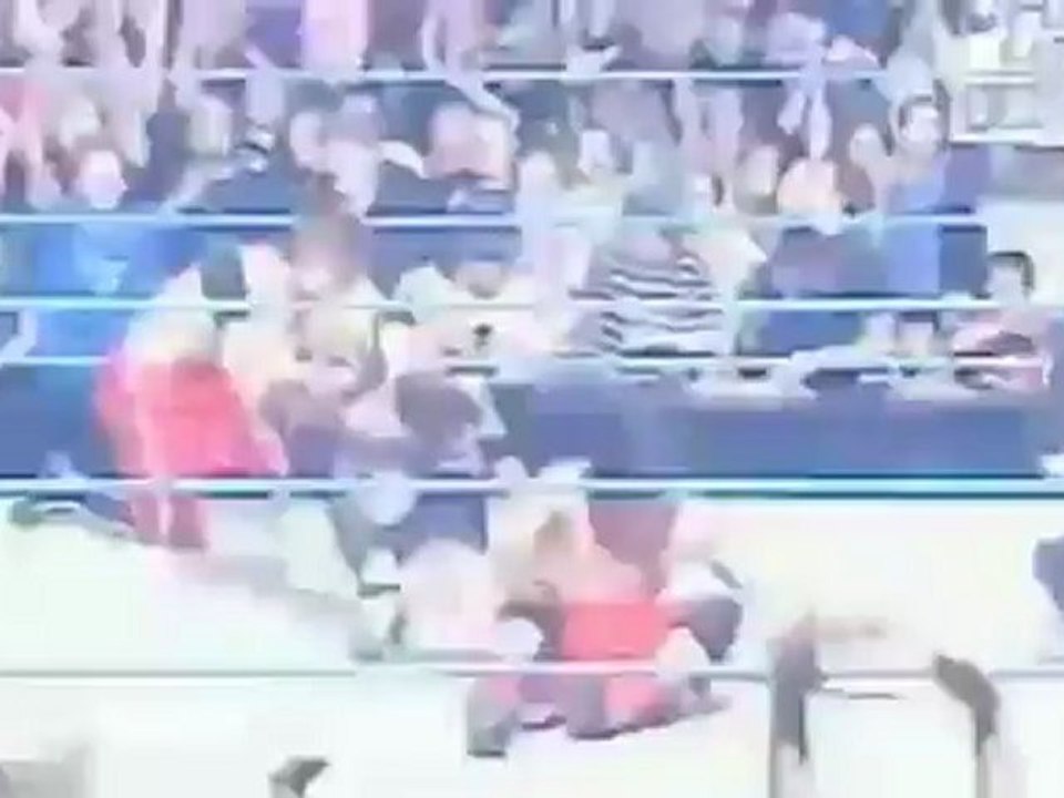 WWE-Universal.Fr - Paul London & Brian Kendrick VS MNM P2 (Judgement Day 2006)