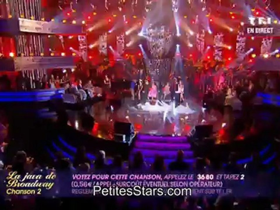 Clement, Hugo, Sebastien et Léo interprètent "La java de Broadway" dans Le Grand Show des Enfants - 30 octobre 2010