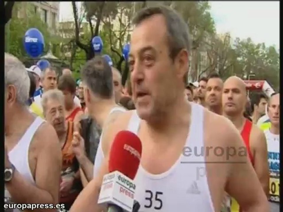 Miles de atletas corren el Maratón de Madrid