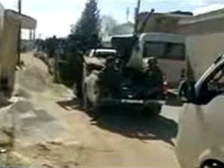 فري برس حلب الشيخ عيسى الجيش الأسدي نهب بيوت القرية وتفريغها Aleppo