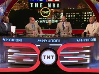 Shaquille O'Neal'dan haftanın komik hareketleri- 19 Nisan 2012