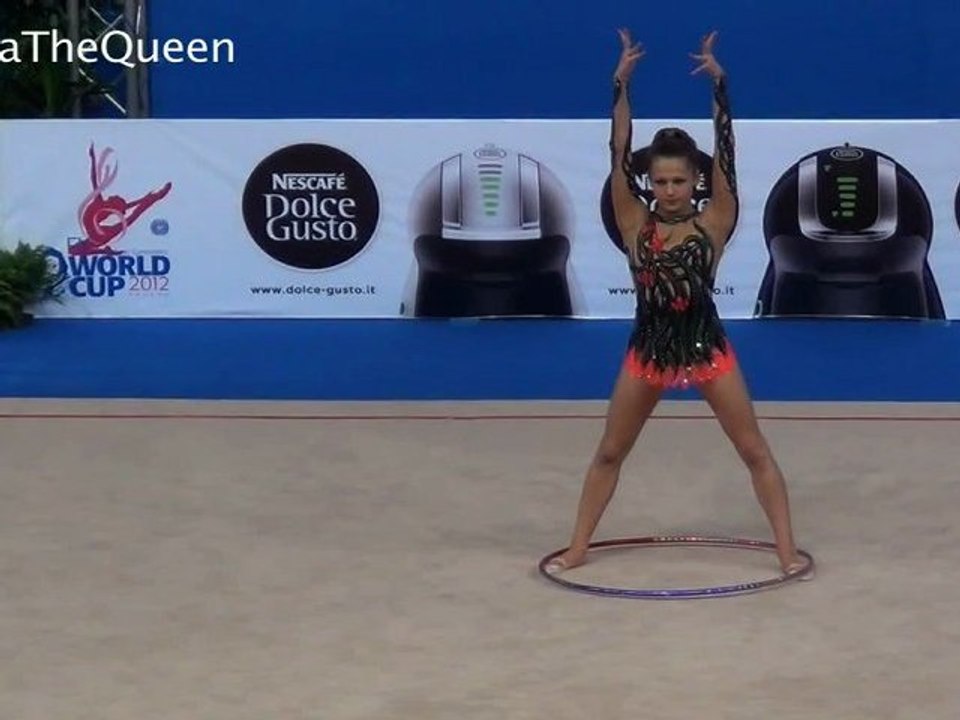 Ekaterina Shtrevensky 2012 WC Pesaro AA hoop