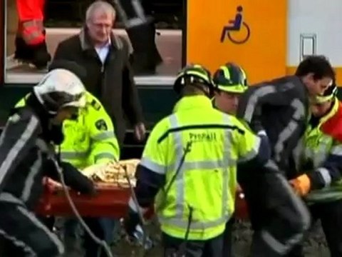 Investigators unclear what caused Dutch train crash