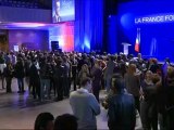 Hollande vence 1º turno da eleição francesa