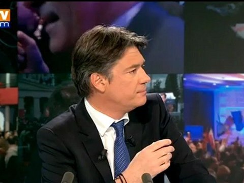 Présidentielle : Anne Sinclair commente les premiers résultats