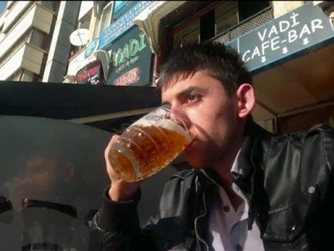 Ben herkesten yana özgürüm ama senden yana esirinim yar....SİNAN SİVRİTEPE