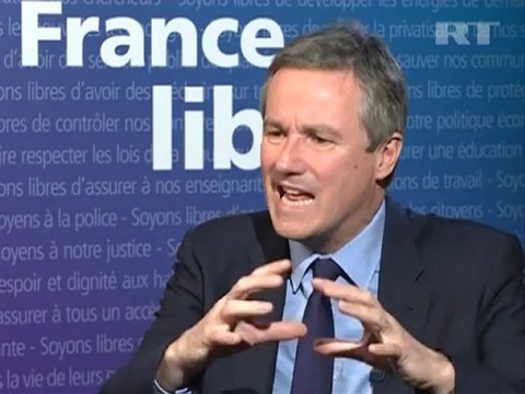 Nicolas Dupont-Aignan répond en anglais à la télé russe