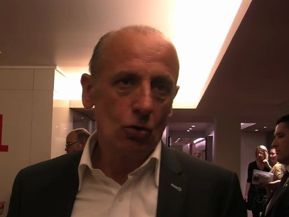 Jean-Michel Aphatie est déjà prêt pour les débats de l'entre deux tours entre Nicolas Sarkozy et François Hollande