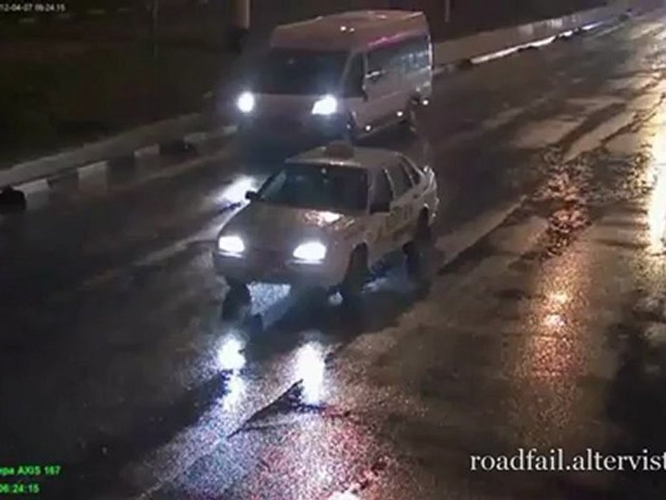 Car Crash Compilation 2012 (45)