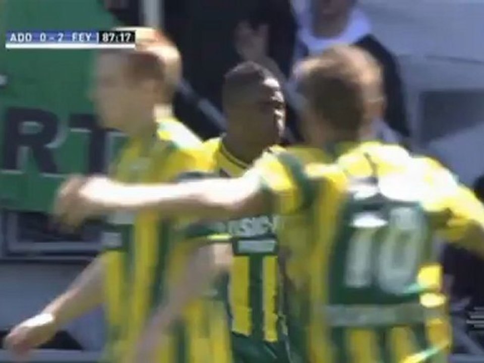 Feyenoord bleibt dran