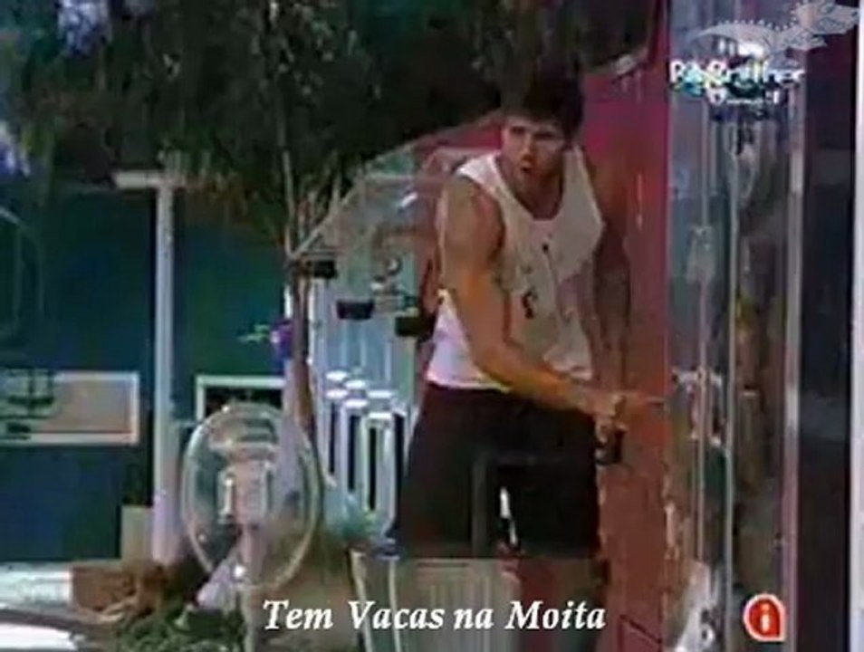 Noemi e Fael  conversam -Noemi no Brasil -parte 1-19/03/2012