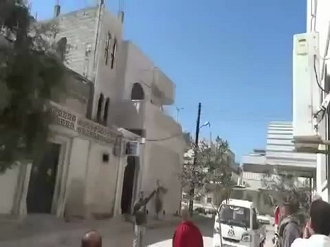 فري برس حماة المحتلة ضرب مئذنة جامع الحمزة في حي الأربعين 22 4 2012 Hama