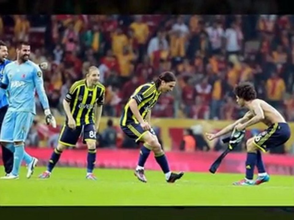 Grup Vitamin müziği eşliğinde Fb-Gs,maç sonrası Klibi