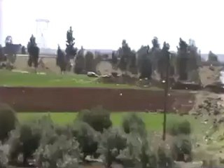 فري برس درعا خربة غزالة إستمرار تواجد الحواجز وسواتر الترابية 22 4 2012 Daraa