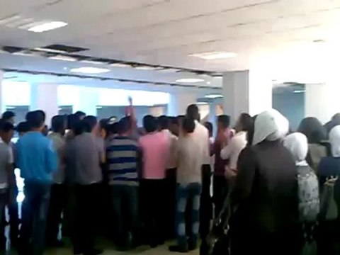 فري برس درعا المحطة مظاهرة احرار وحرائر جامعة الاقتصاد 22 4 2012 ج1 Daraa