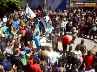 فري برس حمص القصير أداء القسم في المظاهرة الحاشدة 22 4 2012 ج2 Homs