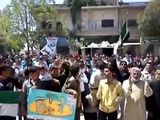 فري برس ادلب كفرنبل في ساحة الحرية وسط المدينة لن نركع22 4 2012 Idlib
