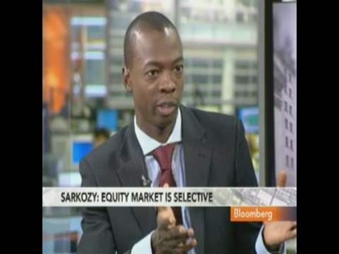 01 LA MONARCHIE DE SARKOZY [REVOLUTION PAR L'INFORMATION]