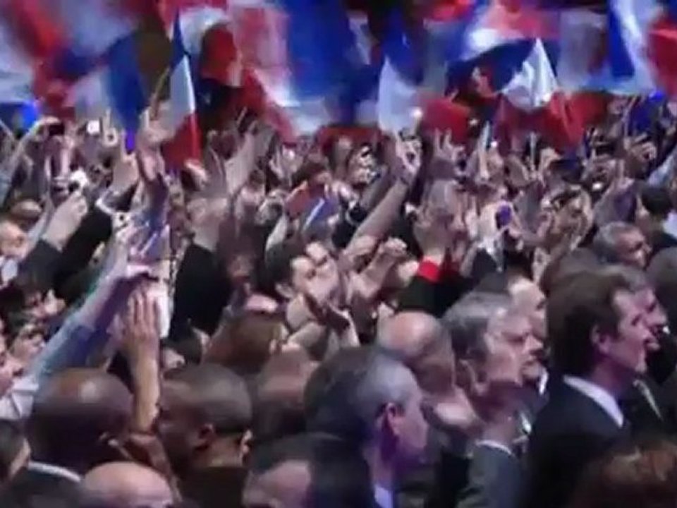 Hollande-Sarkozy showdown looms