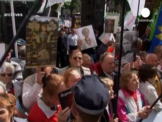 Ukraine rights official calls for Tymoshenko assault probe