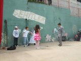 Esenyurt Şehitler İÖO 3/C sınıfı  şiir ve komedi dans  23Nisan 2012