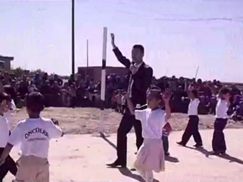 Harran Öncüler İlköğretim Okulu 23 Nisan Yumurta Yarışması