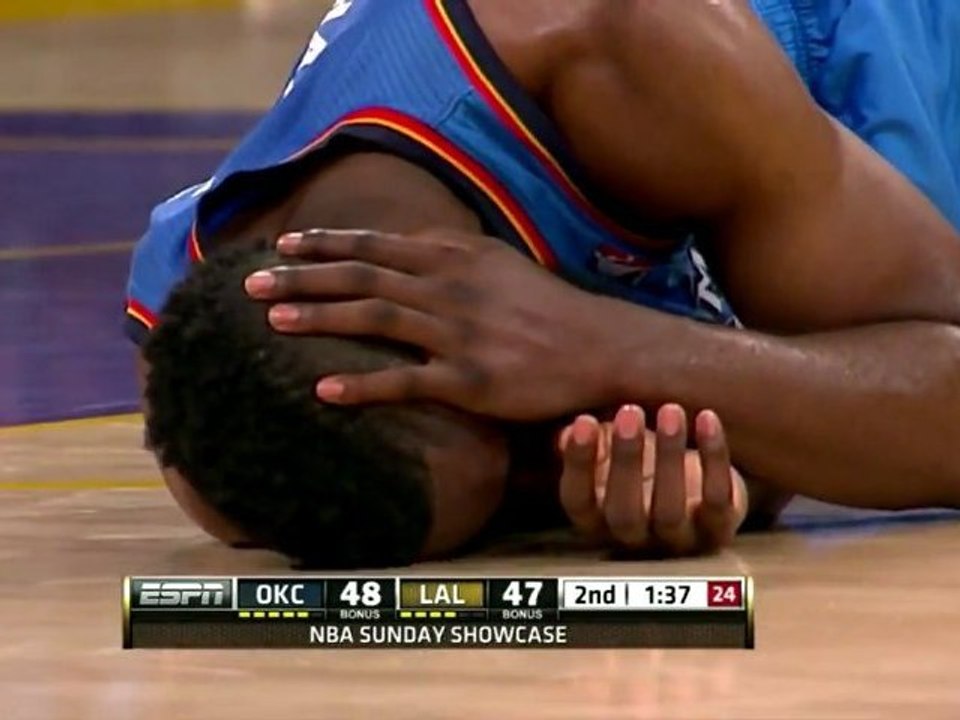 Metta World Peace levels James Harden with elbow