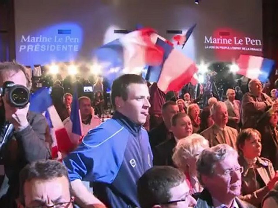 Sarkozy und Hollande kämpfen um Mitte- und Rechtswähler