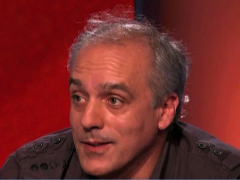 ZAPPING ACTU DU 23/04/2012 - Poutou passe à l'offensive !