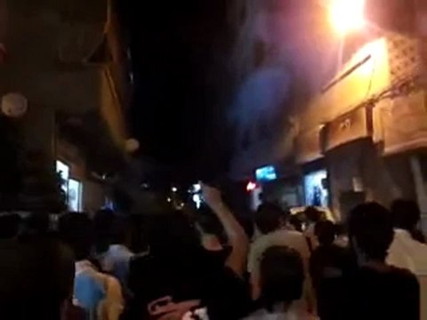 فري برس ريف دمشق زملكا مظاهرة مسائية حاشدة رغم الحصار نصرة لدوما 22 4 2012 ج2 Damascus Syria
