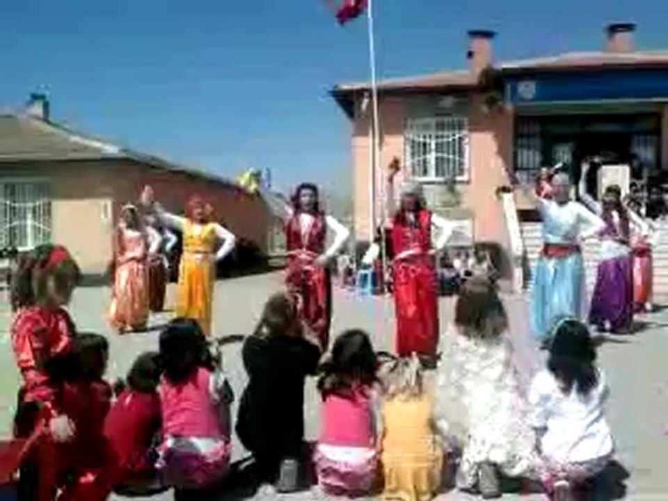 HASAKÖY ŞEHİT CEMAL ÖZCAN İ.Ö.O  HALK OYUNU
