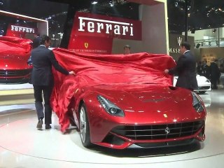 Autosital - Clip du stand Ferrari au salon de Pékin 2012