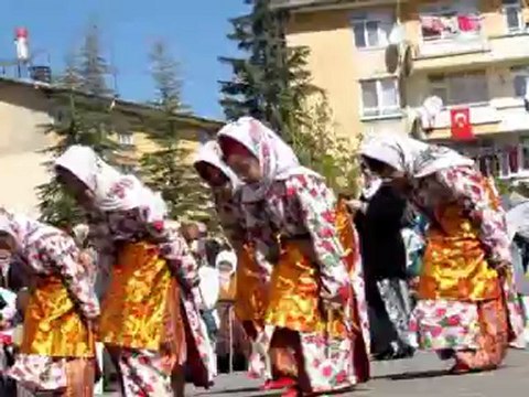 ALÜMİNYUM İLKÖĞRETİM OKULUNDA 23 NİSAN