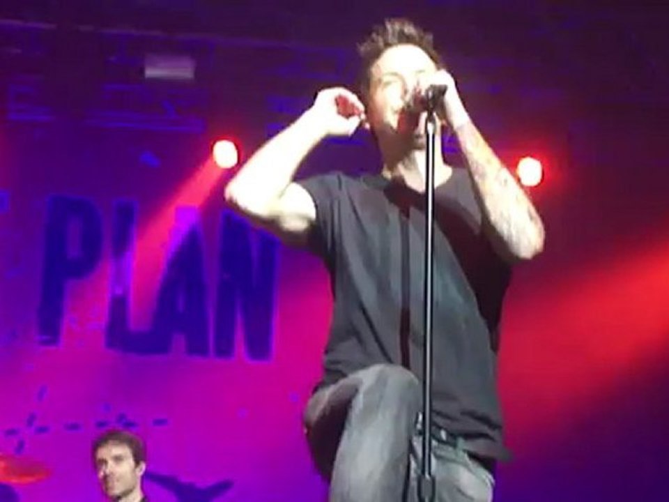 Simple Plan 22 Avril 2012 Nantes - De Nantes a Montaigu !