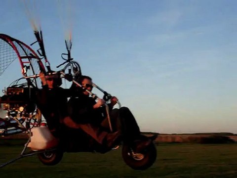 Ecole Grand Vol Paramoteur, Paris Nord Ouest, Baptème de Grégory le 22 Octobre 2011