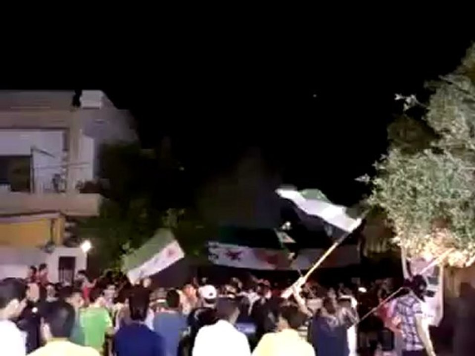 فري برس درعا مسائية احرار درعا المحطة طريق السد 23 4 2012 ج1 Daraa