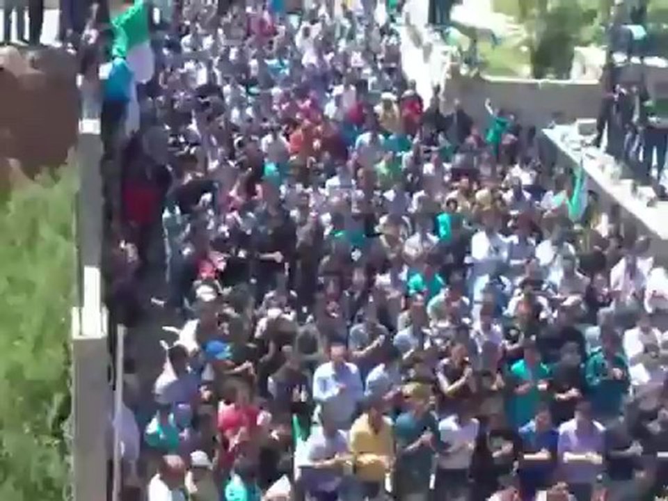 فري برس درعا عتمان مظاهرة لنصرة المدن السورية المنكوبة الاثنين 23 4 2012 ج1 Daraa