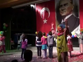 Bayburt Belediyesi 2012 yılı 23 Nisan Çocuk Şenliği-01